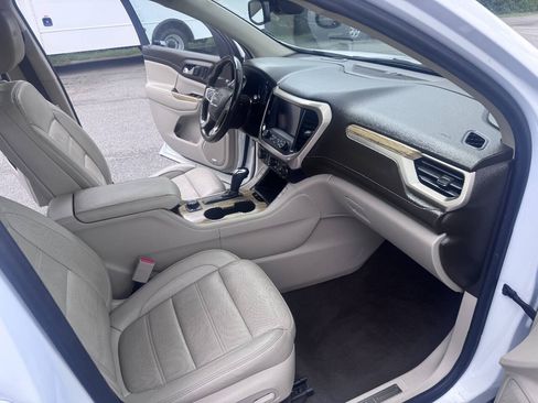 Used 2019 GMC Acadia Denali AWD/4WD image 17