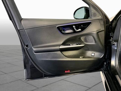 Certified 2026 Mercedes-Benz C 300 4MATIC Sedan image 22