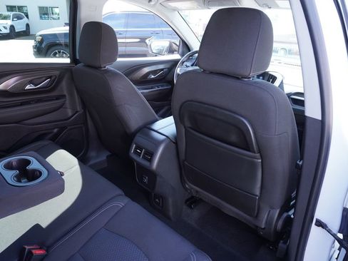 Certified 2022 GMC Terrain SLE w/ Driver Convenience Package image 10