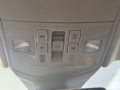 New 2026 Volkswagen Jetta SE image 32