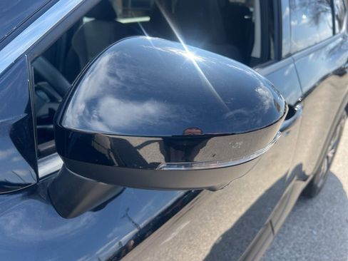 Used 2021 Nissan Rogue SV image 30