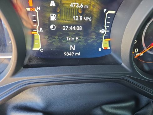 Used 2024 Jeep Wrangler Rubicon w/ Capability Package AWD/4WD image 18