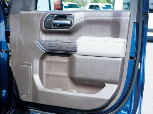 Used 2019 Chevrolet Silverado 1500 LTZ w/ LTZ Plus Package AWD/4WD image 43