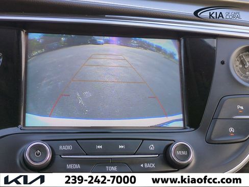 Used 2019 Buick Envision Essence image 22