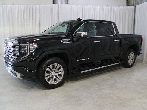 Used 2024 GMC Sierra 1500 Denali AWD/4WD image 28