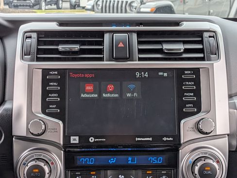 Used 2022 Toyota 4Runner Limited AWD/4WD image 30