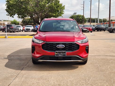 Used 2025 Ford Escape ST-Line FWD image 3