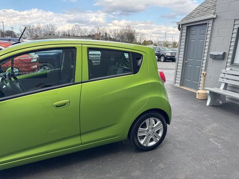 Used 2014 Chevrolet Spark LT image 5