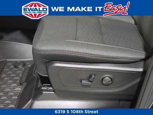 New 2026 RAM 1500 Big Horn AWD/4WD image 13