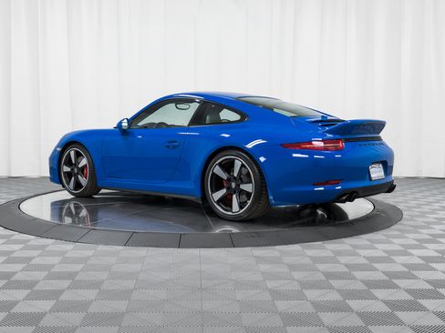 Certified 2016 Porsche 911 Carrera GTS image 3