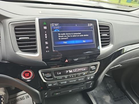 Used 2016 Honda Pilot Elite image 21