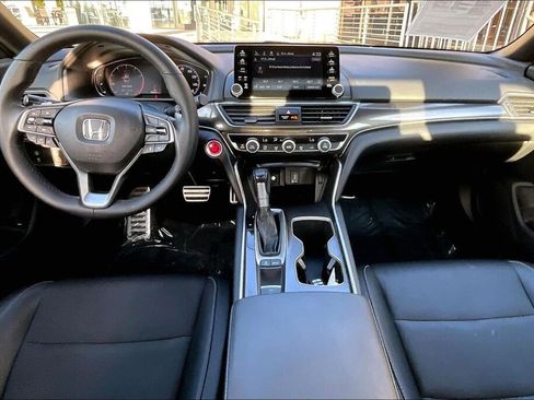 Used 2019 Honda Accord Sport image 11