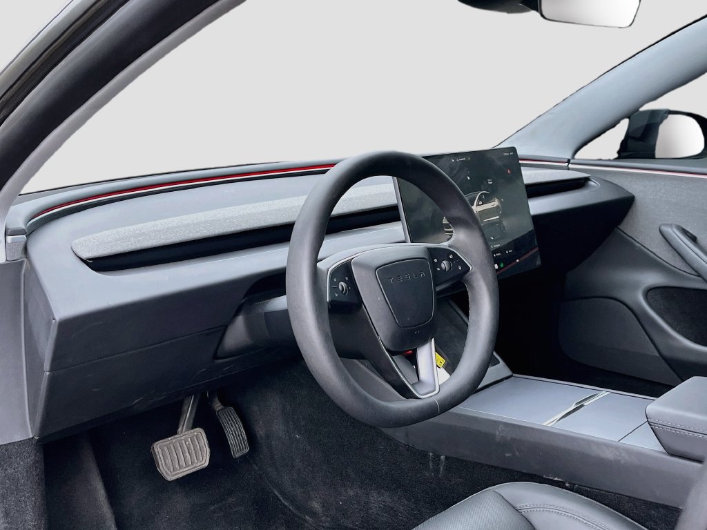 Used 2025 Tesla Model 3 Long Range RWD image 9