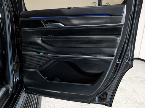 Used 2022 Jeep Grand Wagoneer Series II image 58