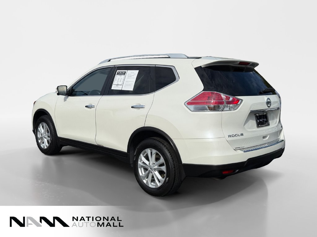 Used 2016 Nissan Rogue SV w/ SV Premium Package FWD image 3