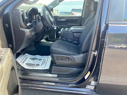 Used 2023 Chevrolet Silverado 1500 LT w/ Z71 Off-Road Package AWD/4WD image 14