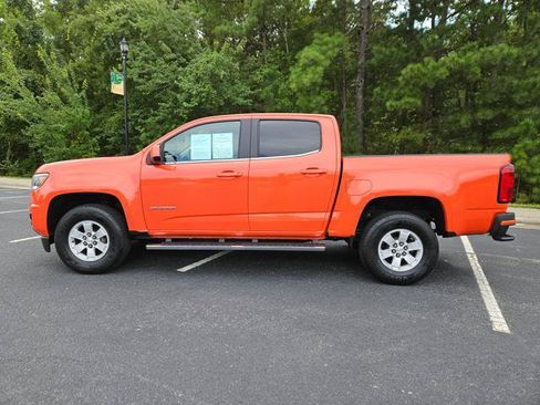 Used 2019 Chevrolet Colorado W/T w/ WT Convenience Package RWD image 2