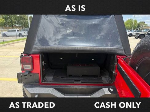 Used 2016 Jeep Wrangler Sport AWD/4WD image 9