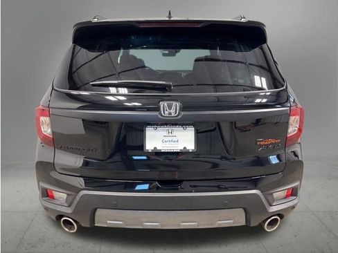Certified 2023 Honda Passport TrailSport image 5