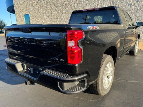 New 2026 Chevrolet Silverado 1500 Custom w/ LPO, Dark Essentials Package AWD/4WD image 28