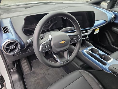 New 2026 Chevrolet Equinox EV LT w/ LPO, Blackout Package image 24