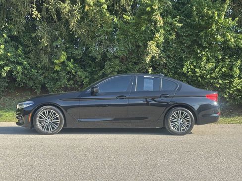 Used 2019 BMW 530i xDrive w/ Dynamic Handling Package image 7