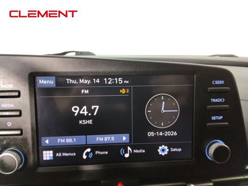 Used 2025 Hyundai Elantra SE FWD image 16