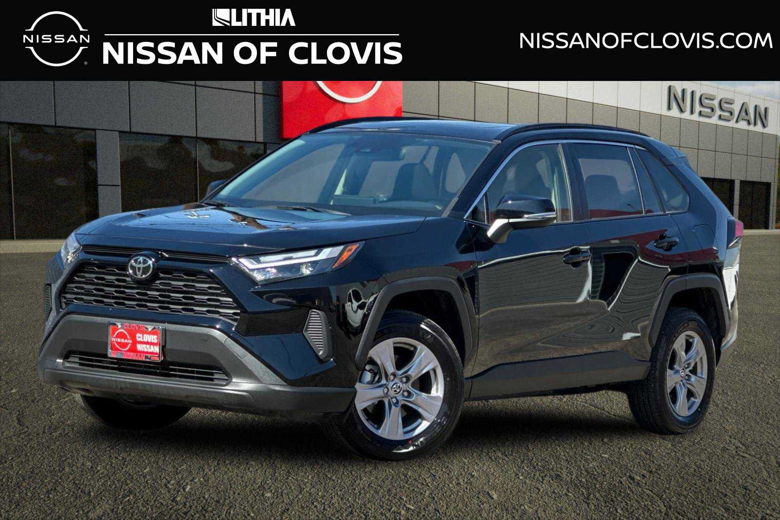 Used 2025 Toyota RAV4 XLE w/ Convenience Package AWD/4WD image 1