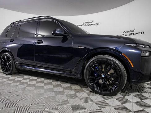Used 2024 BMW X7 xDrive40i w/ M Sport Package AWD/4WD image 2