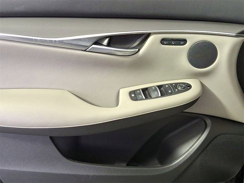 Certified 2025 INFINITI QX50 Luxe image 16