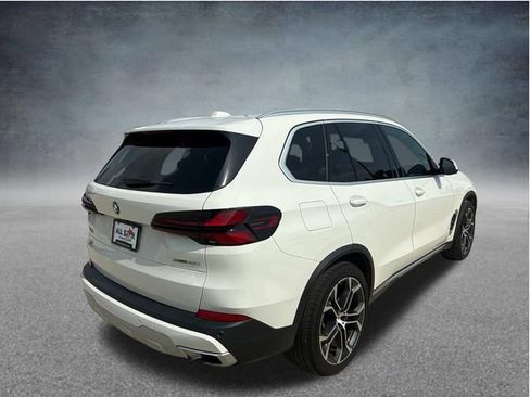 Used 2024 BMW X5 sDrive40i w/ Parking Assistance Package RWD image 10