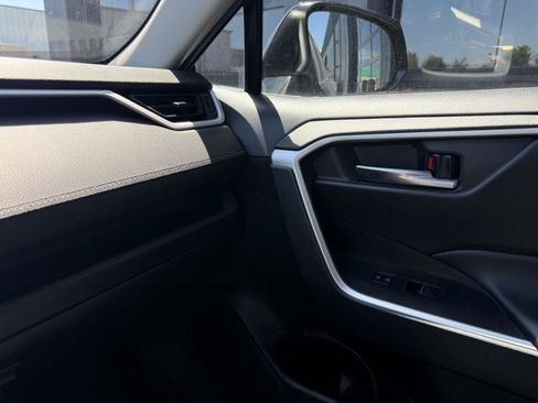 Used 2024 Toyota RAV4 XLE FWD image 10