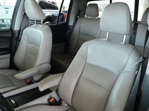 Used 2019 Honda Ridgeline RTL-T image 14