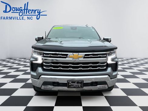 Used 2025 Chevrolet Silverado 1500 LTZ w/ LTZ Premium Package AWD/4WD image 8