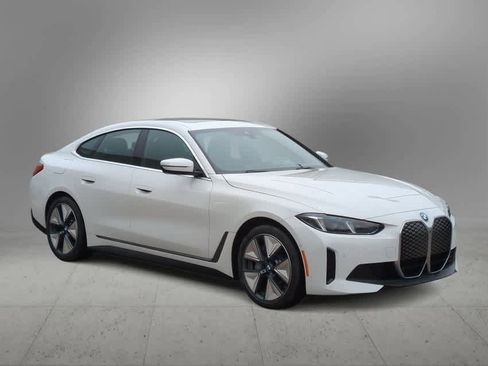 Used 2025 BMW i4 xDrive40i w/ Premium Package image 2