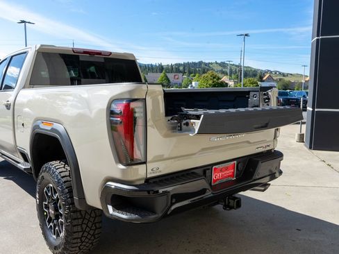 New 2026 GMC Sierra 2500 AT4X AWD/4WD image 33