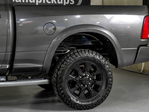 Used 2018 RAM 2500 Big Horn w/ Sport Appearance Group AWD/4WD image 13