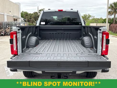 New 2026 Ford F250 XLT w/ XLT Premium Package AWD/4WD image 9