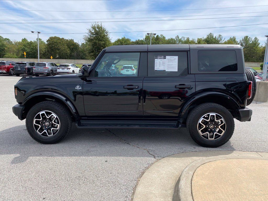 Used 2026 Ford Bronco Outer Banks AWD/4WD image 4