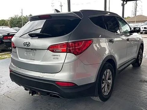 Used 2015 Hyundai Santa Fe Sport w/ Option Group 03 FWD image 10