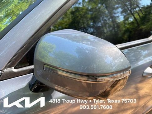 Used 2022 Kia Telluride SX w/ SX Prestige Package AWD/4WD image 5