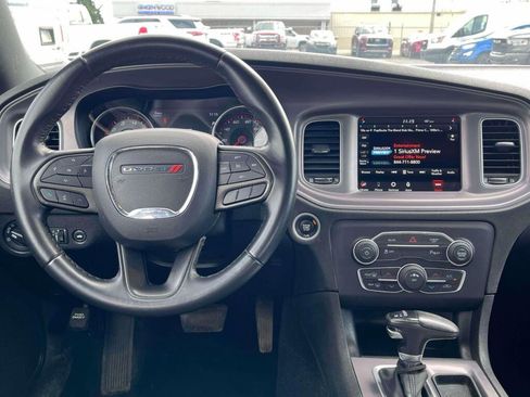 Used 2023 Dodge Charger SXT RWD image 2