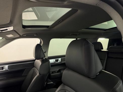 Used 2026 Hyundai Santa Fe Limited AWD/4WD image 19
