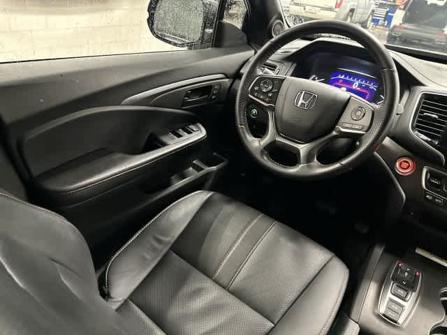 Certified 2023 Honda Passport TrailSport image 12