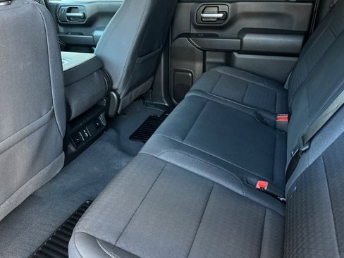 Used 2025 Chevrolet Silverado 2500 Custom w/ Custom Value Package image 11