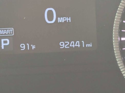 Used 2020 Kia Telluride LX FWD image 37