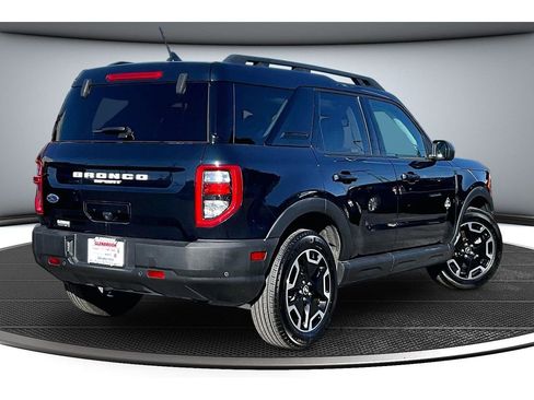 Used 2023 Ford Bronco Sport Outer Banks w/ Tech Package AWD/4WD image 14