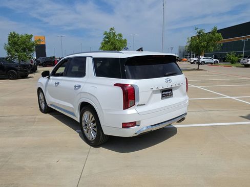 Used 2020 Hyundai Palisade Limited FWD image 3