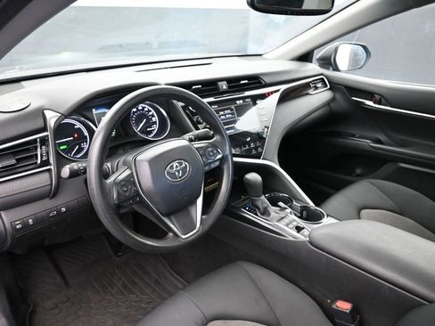 Used 2018 Toyota Camry LE w/ Audio Package FWD image 22