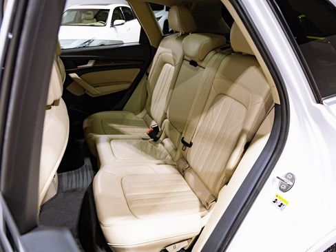 Used 2018 Audi Q5 2.0T Premium Plus w/ Premium Plus Package image 30